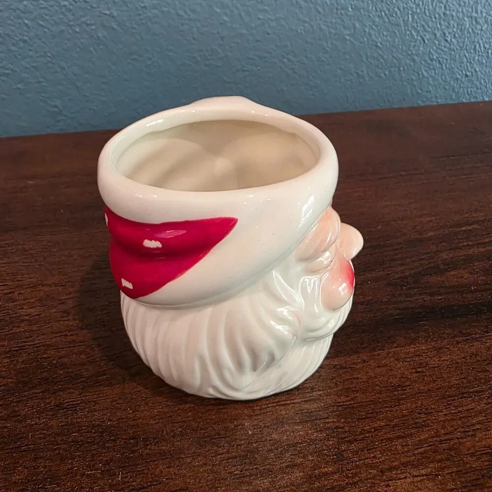 1950s Style Vintage SANTA Red cheeks Pottery Barn Ceramic Mug 2011 Christmas